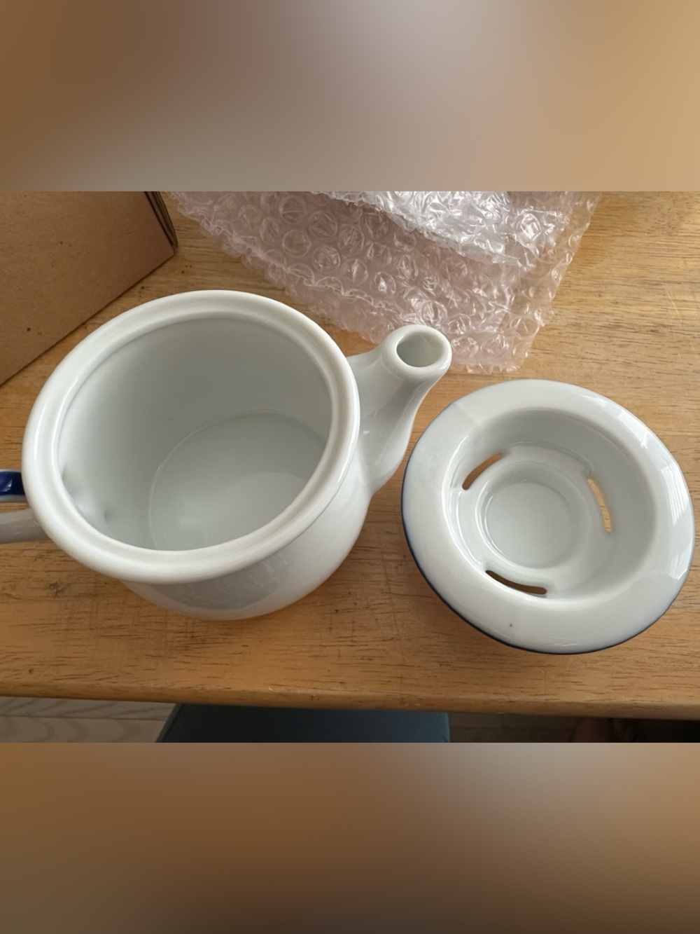 4/$20 Ceramic egg separator